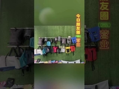 কালো পলিয়েস্টার আইসোলেটেড থার্মাল কুলার ব্যাগ - 6 টি ক্যান পর্যন্ত ধারণ করে